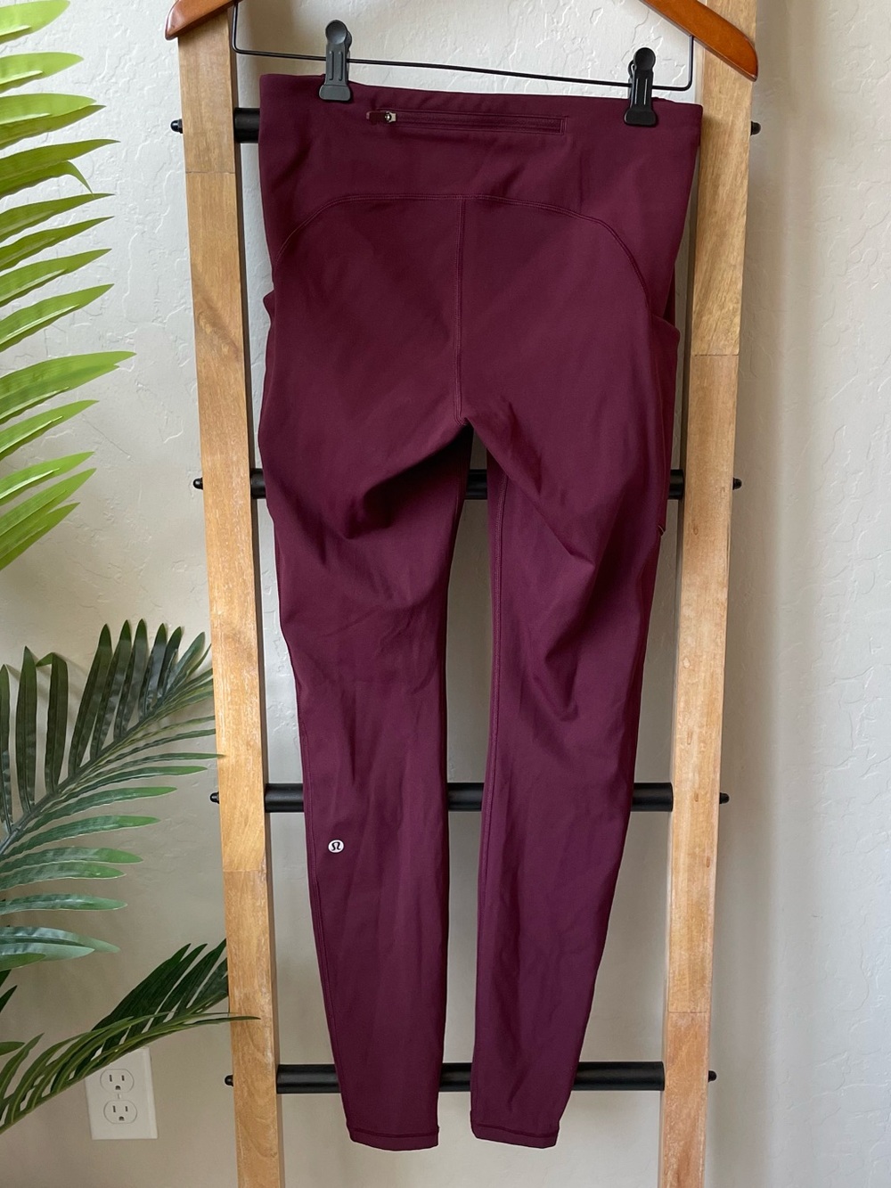 lululemon athletica Deep Burgundy High-Waist Leggings with Side Pockets - Picture 4 of 4